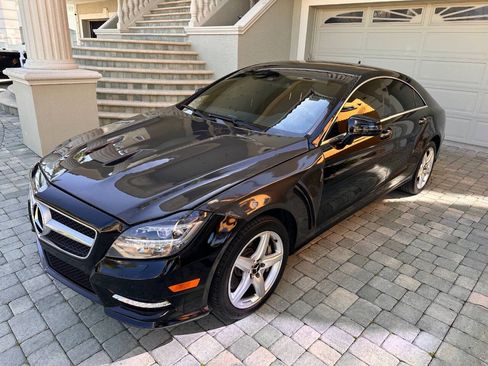 Used 2014 Mercedes-Benz CLS 550 4MATIC image 28