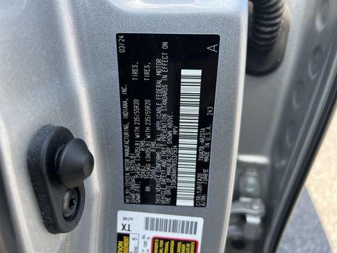 Used 2024 Toyota Highlander XSE FWD image 37