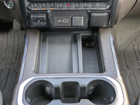 Used 2020 GMC Sierra 1500 Denali w/ Technology Package image 18