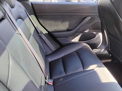 Used 2018 Tesla Model 3 Long Range image 24