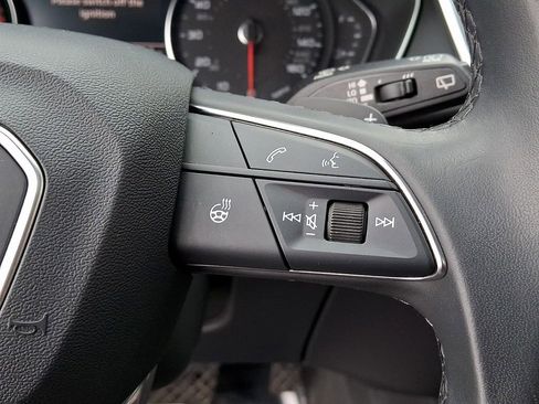 Used 2023 Audi Q5 2.0T Premium w/ Convenience Package image 21