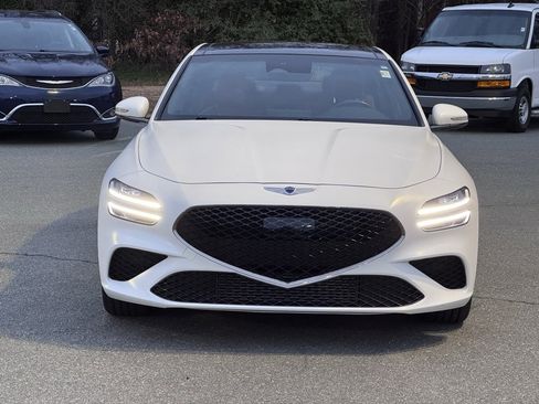 Used 2023 Genesis G70 2.0T w/ Sport Prestige Package image 5