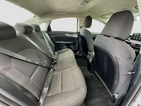 Used 2019 Kia Forte Sedan FWD image 17