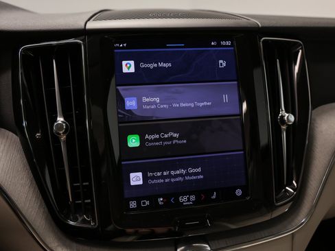 Used 2025 Volvo XC60 B5 Plus w/ Protection Package Premier image 42