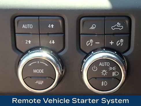 Used 2024 GMC Sierra 1500 Denali Ultimate AWD/4WD image 9