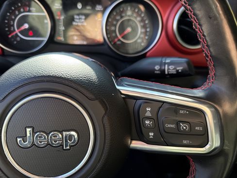 Used 2020 Jeep Gladiator Rubicon image 27