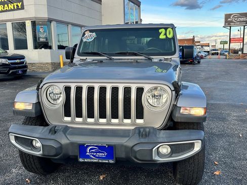 Used 2020 Jeep Wrangler Unlimited Sahara image 2