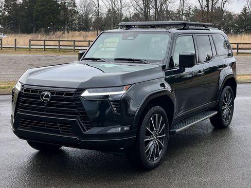 Used 2025 Lexus GX 550 w/ Accessory Package (31) image 2