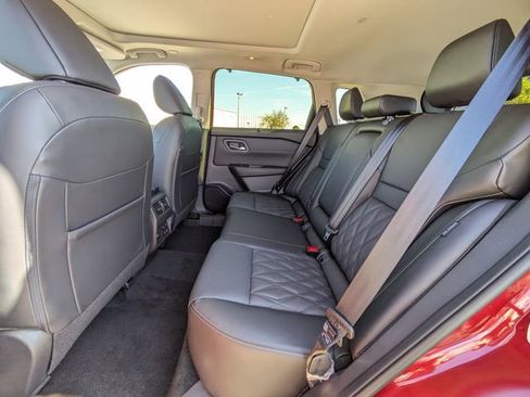 New 2026 Nissan Rogue Platinum w/ Platinum Premium Package image 16