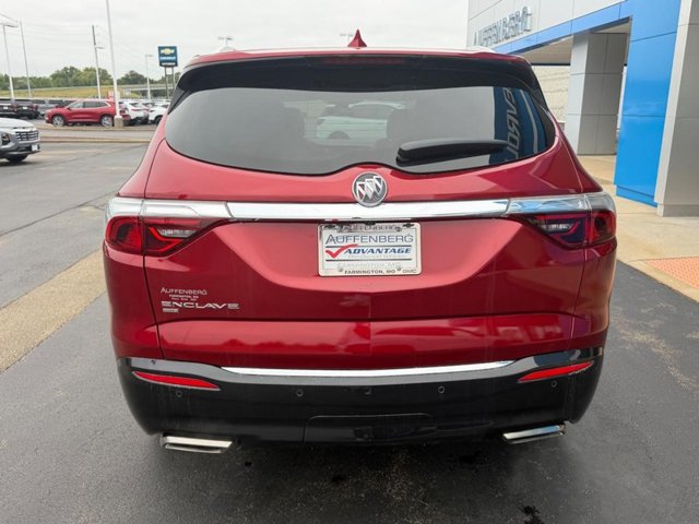 Used 2022 Buick Enclave Essence w/ Experience Buick Package AWD/4WD image 6