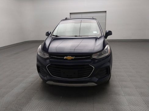 Used 2019 Chevrolet Trax LT w/ LT Convenience Package image 14