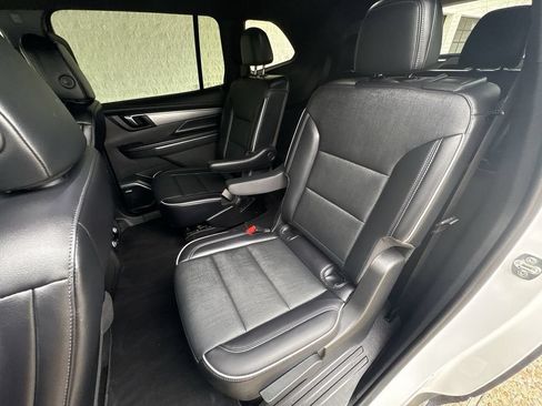 Certified 2026 Buick Enclave Preferred AWD/4WD image 25