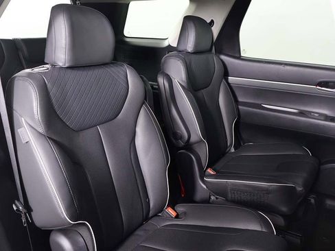 Used 2023 Hyundai Palisade SEL image 32