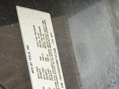 Used 2024 Tesla Model Y Long Range RWD image 10