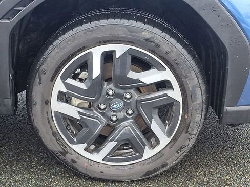 Used 2025 Subaru Forester Limited w/ Popular Package image 8