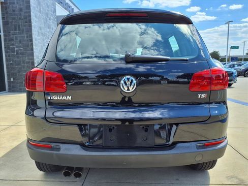 Used 2017 Volkswagen Tiguan Limited image 22