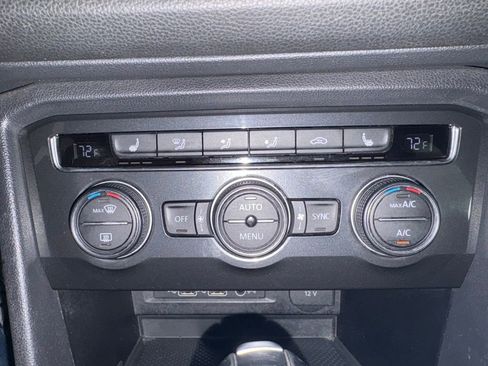 Used 2019 Volkswagen Tiguan SEL image 25