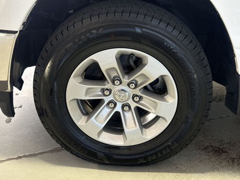 Used 2023 RAM 1500 Laramie AWD/4WD image 13