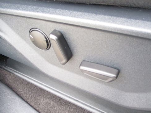 Used 2022 Ford F150 XLT w/ Equipment Group 302A High image 47