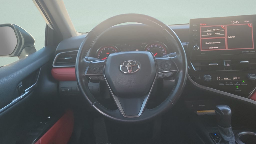 Used 2021 Toyota Camry XSE FWD image 11