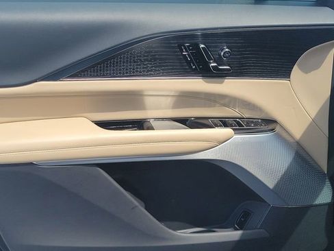 New 2026 Cadillac Lyriq Signature Luxury w/ Nappa Leather Package RWD image 25