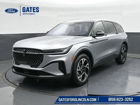 New 2025 Lincoln Nautilus Premier w/ Equipment Group 102A image 6