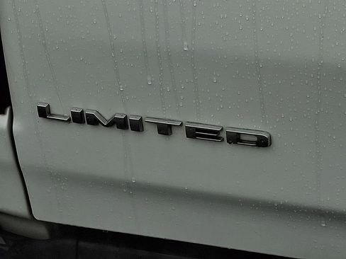 Used 2019 RAM 1500 Limited image 28