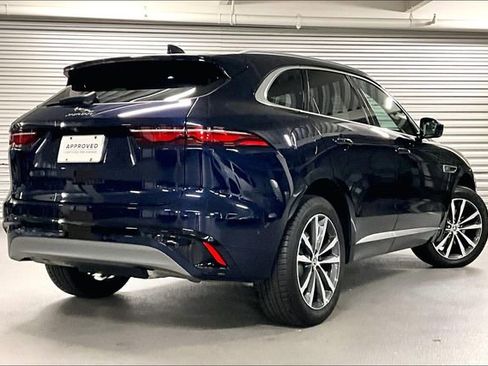 Certified 2025 Jaguar F-PACE R-Dynamic S image 13