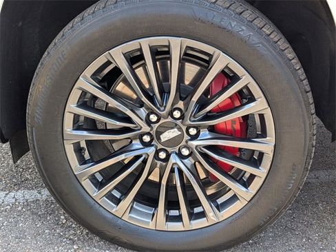 Certified 2023 Cadillac Escalade V image 30