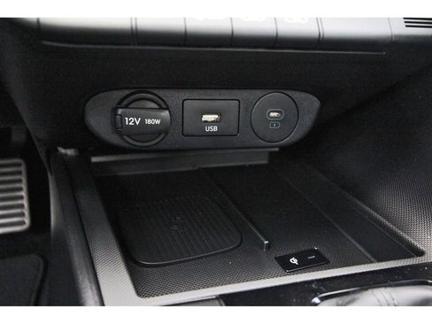 Used 2025 Hyundai Elantra Sport image 28