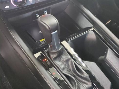 Used 2025 Honda Accord Touring image 12
