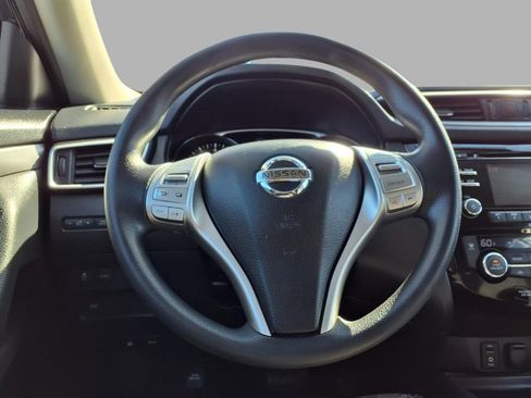 Used 2016 Nissan Rogue SV image 15