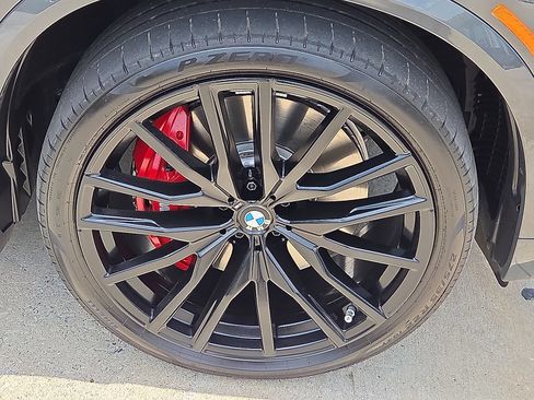 Used 2025 BMW X5 M60i AWD/4WD image 7