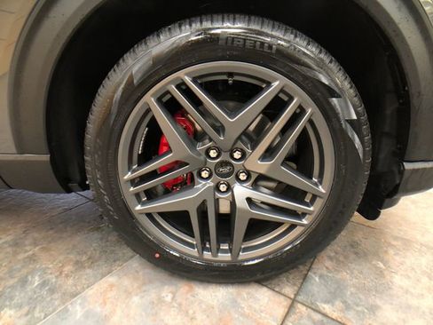 New 2026 Ford Explorer ST AWD/4WD image 9