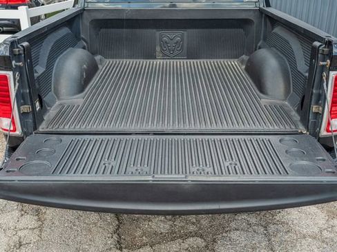 Used 2016 RAM 1500 Laramie w/ Convenience Group image 14