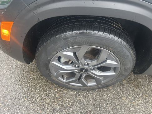 Certified 2024 Kia Seltos S image 4