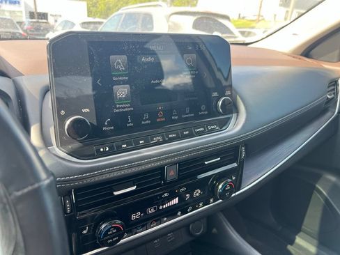 Used 2021 Nissan Rogue SL w/ Premium Package AWD/4WD image 5