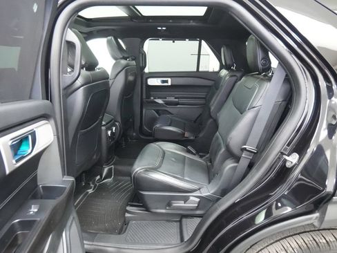 Used 2020 Ford Explorer ST w/ ST High-Performance Pack AWD/4WD image 22