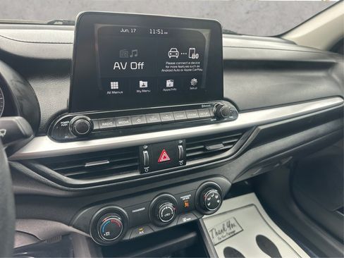 Used 2020 Kia Forte LXS FWD image 23