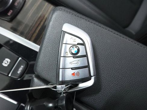 Used 2019 BMW 530i xDrive w/ Convenience Package AWD/4WD image 21