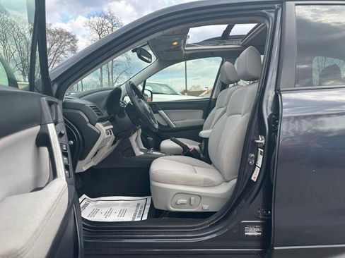 Used 2015 Subaru Forester 2.5i Premium w/ All-Weather Package image 10