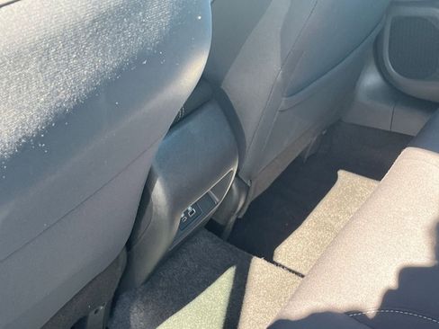 Used 2025 Nissan Altima 2.5 SV image 23