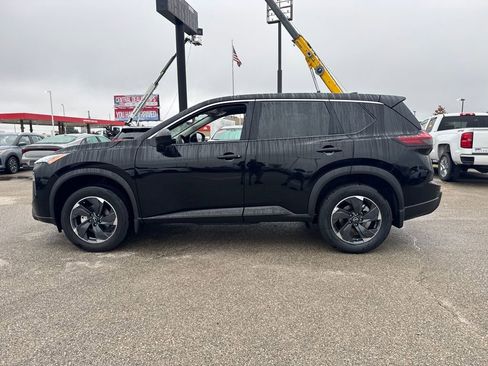 New 2026 Nissan Rogue SV w/ Cold Weather Package image 2