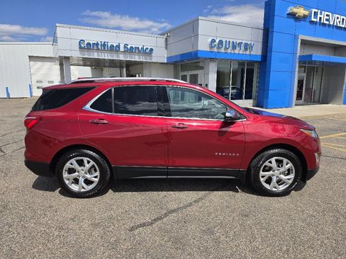 Used 2018 Chevrolet Equinox Premier AWD/4WD image 10