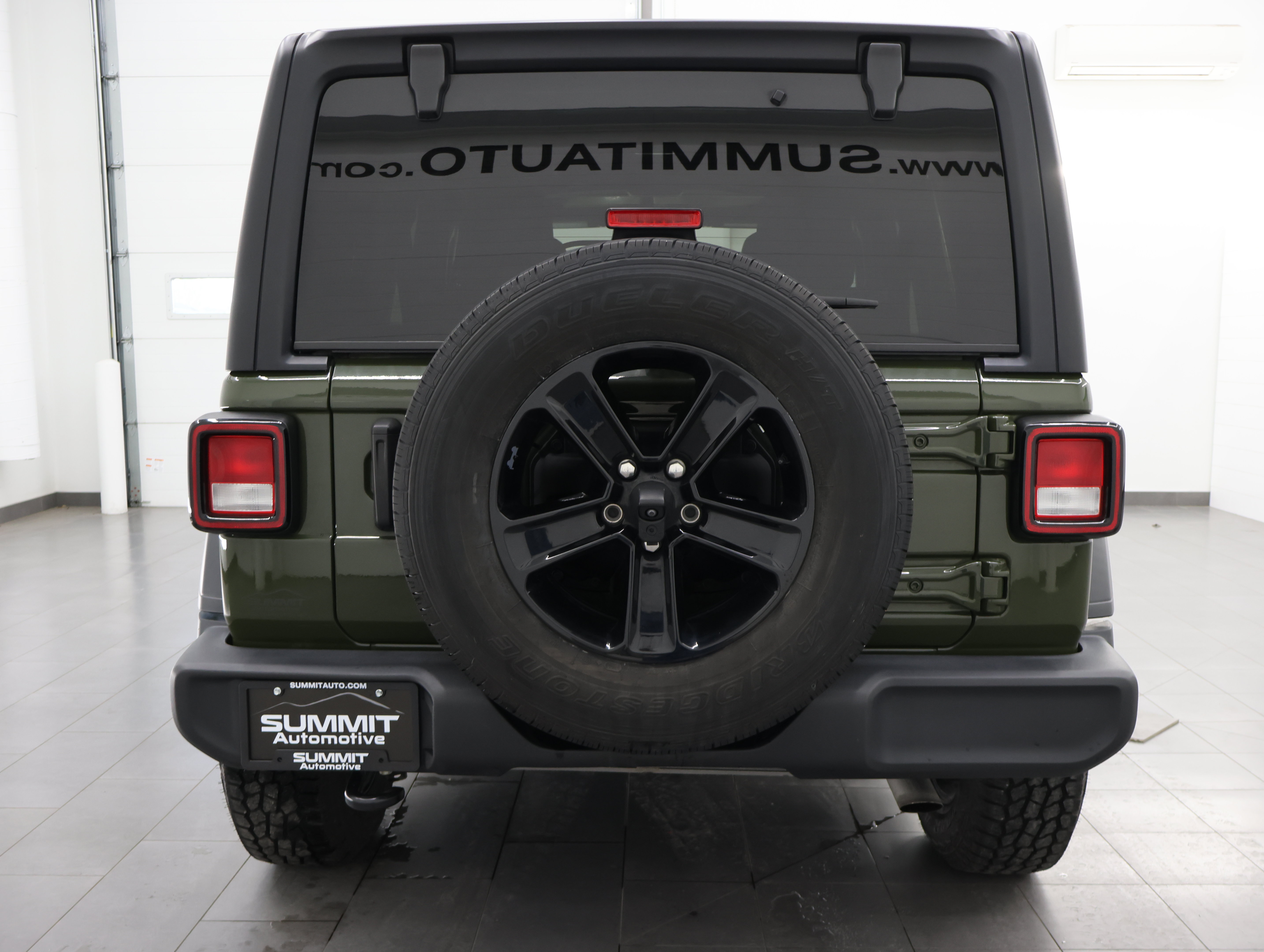 Used 2023 Jeep Wrangler Unlimited Sport AWD/4WD image 24