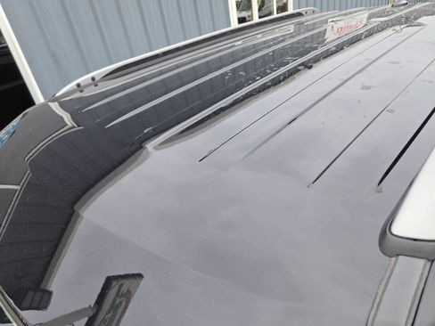 Used 2019 Ford Explorer XLT w/ Equipment Group 202A image 24