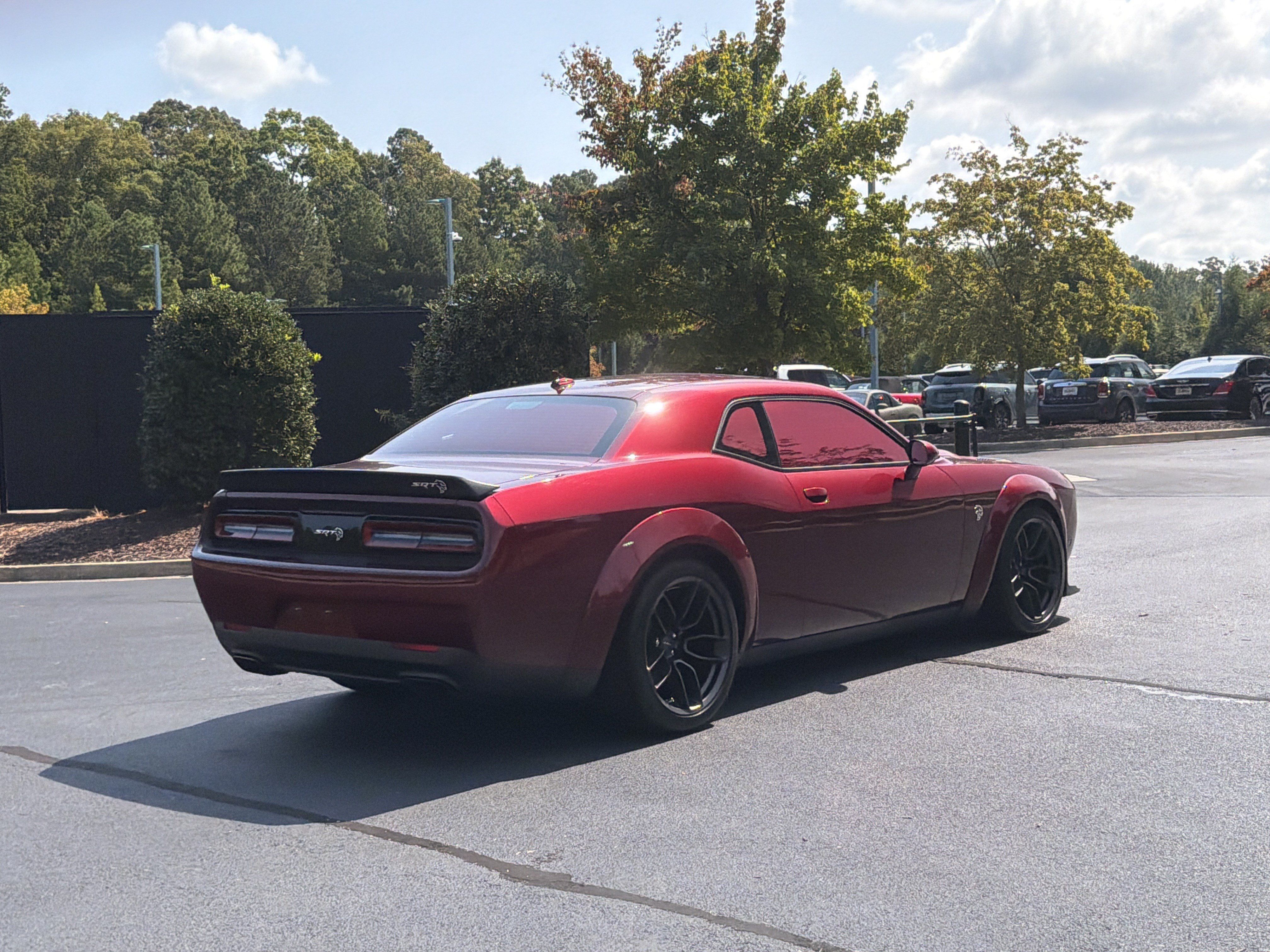 Used 2018 Dodge Challenger SRT Hellcat RWD image 3