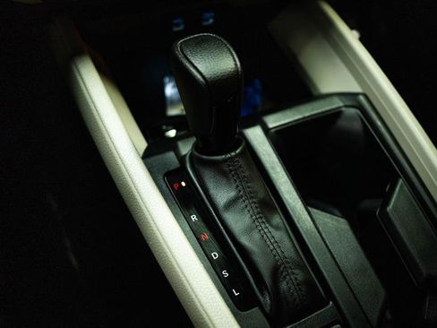 Used 2025 Honda Accord LX image 19