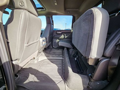 New 2026 GMC Sierra 2500 SLT w/ Max Trailering Package AWD/4WD image 39