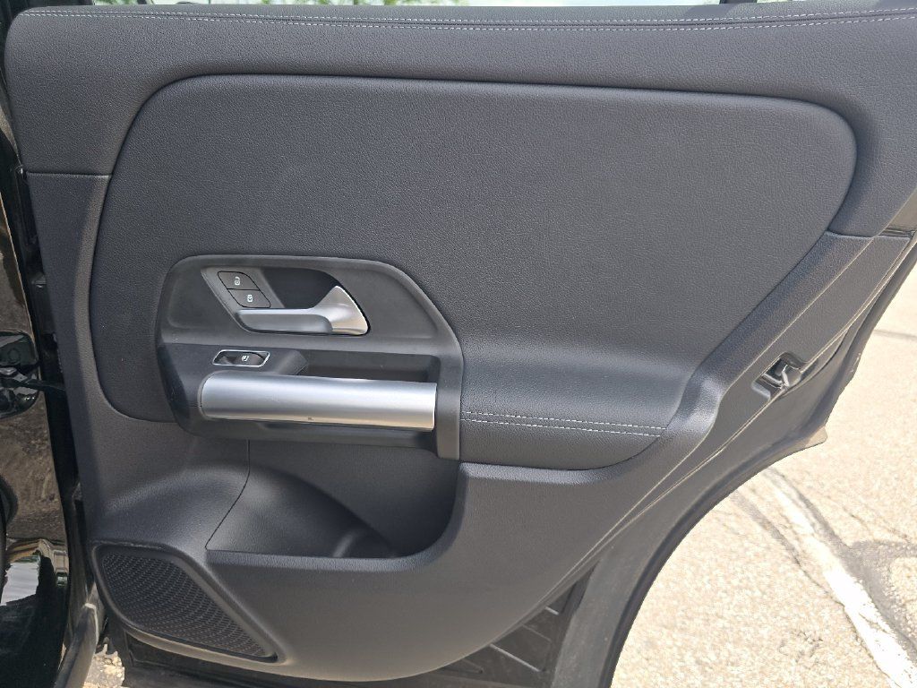 Used 2023 Mercedes-Benz GLA 250 4MATIC image 22